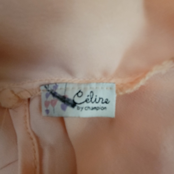 Cute top - Picture 6 of 6